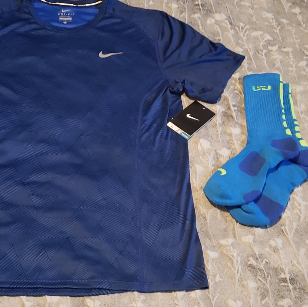 Men's Nike Running Dri-Fit Shirt & Elite Cushioned Socks - Blue Size L Lot